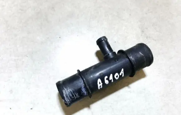 Nissan X-Trail T31 Engine coolant pipe/hose
