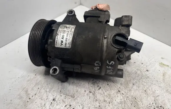 Volkswagen Golf VI Air conditioning (A/C) compressor (pump) 5N0820803A 01140562 02141043013B