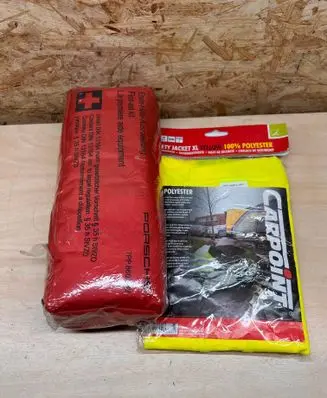 Porsche Cayenne (92A) First aid kit 7PP860282