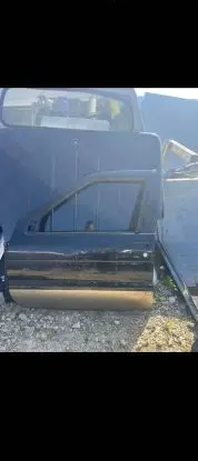 Nissan Pathfinder R50 Front door