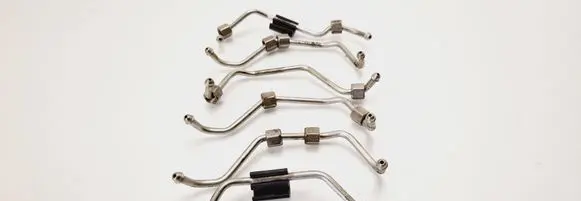 BMW 7 F01 F02 F03 F04 Fuel injector supply line/pipe 7576772 7576771