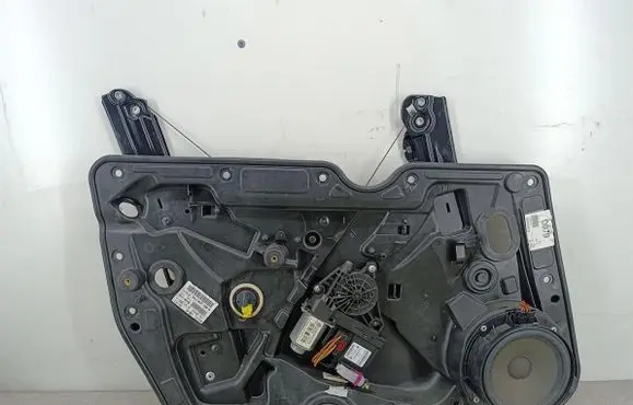 Volkswagen Golf VI Front door window regulator with motor 