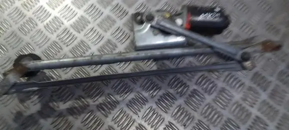 Opel Vectra B Front wiper linkage and motor 90504143