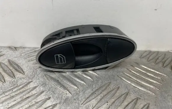 Mercedes-Benz E W211 Electric window control switch A2118219758