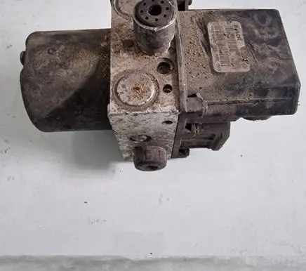 Ford Mondeo Mk III ABS Pump 0265800007