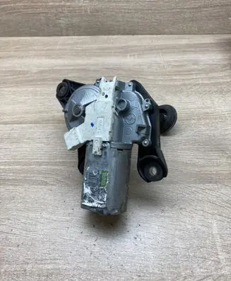 Renault Megane II Rear window wiper motor 8200153458C