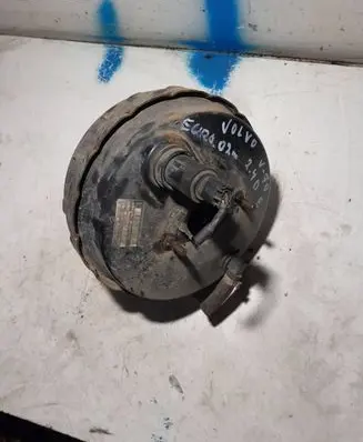 Volvo V70 Brake booster P08683259