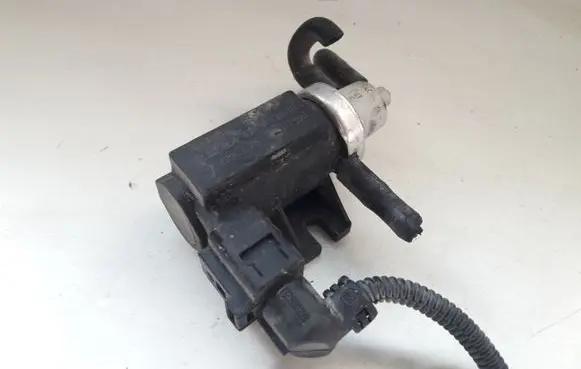 Vacuum valve