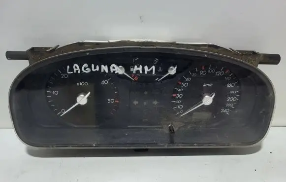Renault Laguna II Speedometer (instrument cluster) 8200218863 501018550077 7N1UEU73