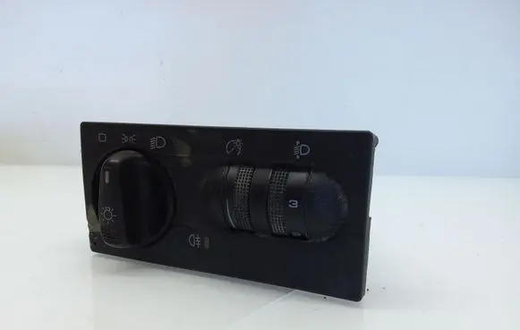 Volkswagen Golf III Light switch