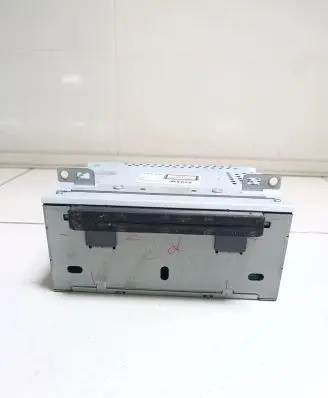 Ford B-MAX Radio/CD/DVD/GPS head unit BM5T18C815XL Z004820 10R035513