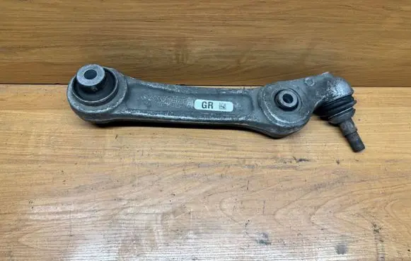 BMW 7 F01 F02 F03 F04 Front lower control arm/wishbone 31126798108 Deen6082t6 6798108