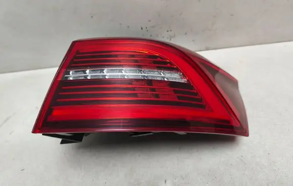 Volkswagen PASSAT B8 Rear/tail lights 3G9945208J