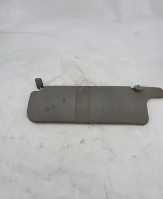 Mitsubishi Pajero Sun visor 