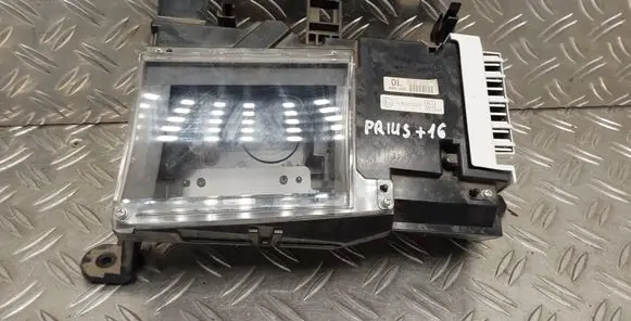 Toyota Prius+ (ZVW40) Head up display screen 766491470