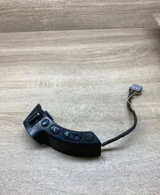 Nissan Qashqai Steering wheel buttons/switches 