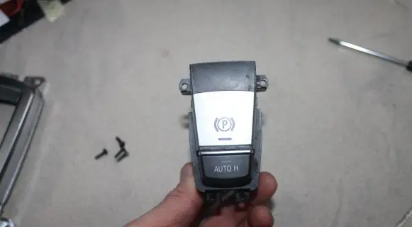 BMW X3 F25 Hand parking brake switch 9217594