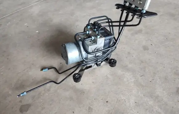 BMW 5 GT F07 ABS Pump 34516796794 6796794