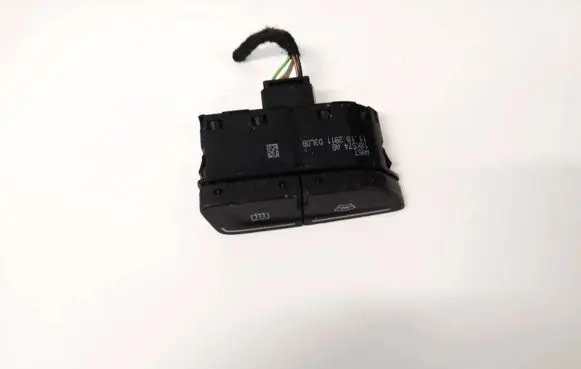 Ford Focus Windscreen/window heater switch am5t18k574ab