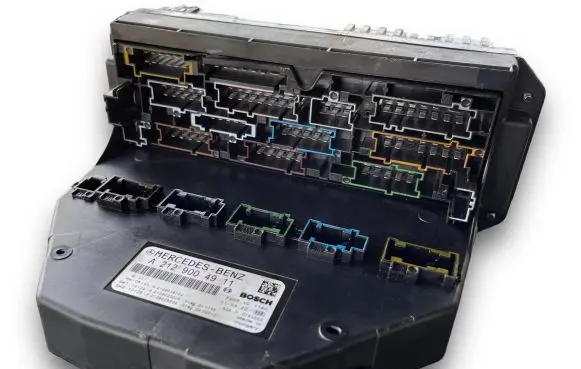Mercedes-Benz E W212 Other control units/modules A2129004911