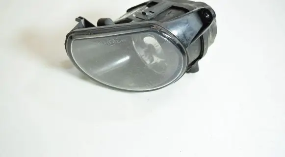 Audi Q7 4L Front fog light 8P0941699A 1N024700301 24696700LI