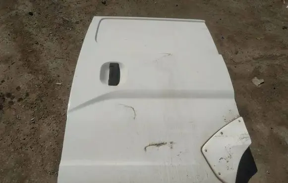 Nissan NV200 Rear door baltos