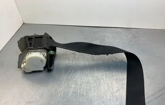 Mini Cooper Countryman F60 Rear seatbelt 33054574 647384994048