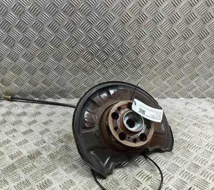 Mercedes-Benz E A207 Rear wheel hub A2043500441