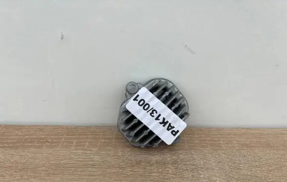 Volvo S90, V90 LED ballast control module B132122-B