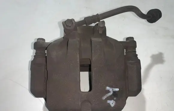 Opel Insignia A Front brake caliper 22958766
