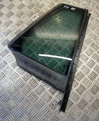 BMW 5 F10 F11 Rear vent window glass 7182046