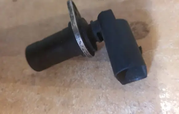 BMW 7 E38 Crankshaft position sensor 1709616 3359805