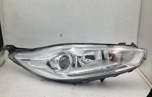 Ford Fiesta Headlight/headlamp 1BB13W029CH