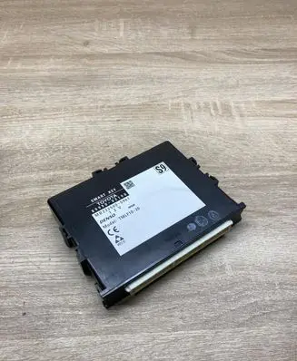 Toyota Auris E180 Keyless (KESSY) go control unit/module 8999002190 MB2325005961