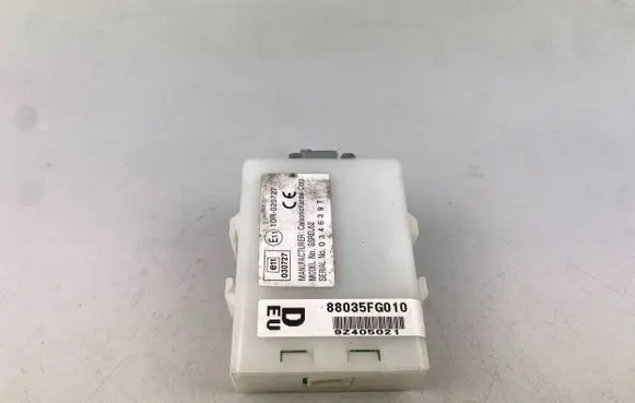 Subaru Outback Door central lock control unit/module 88035FG010