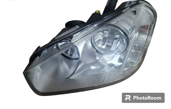 Ford Focus C-MAX Headlight/headlamp 7M5113W030AC