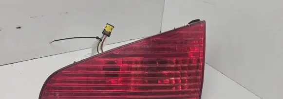 Peugeot 607 Tailgate rear/tail lights 2543D