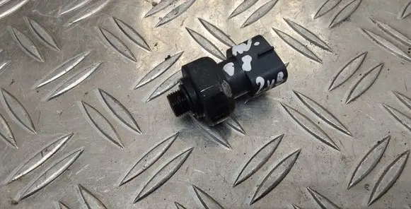 Air conditioning (A/C) pressure sensor