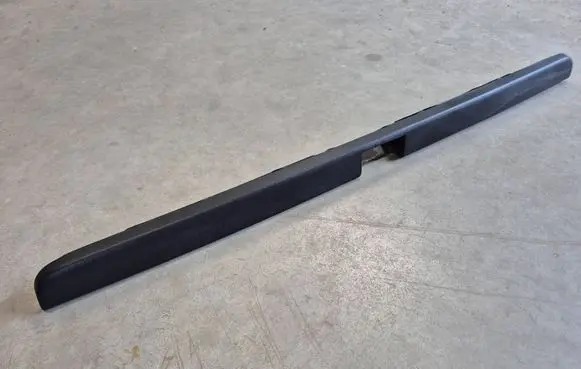 Volkswagen Golf II Trunk door license plate light bar 191827577B