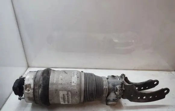 Audi Q7 4L Front air suspension shock absorber 7L8616040B
