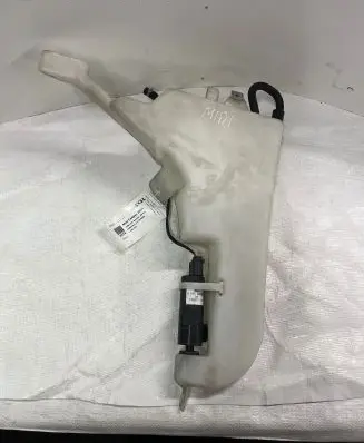 Mini One - Cooper R50 - 53 Windscreen/windshield washer pump 8377428 13037710