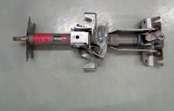 Suzuki Grand Vitara II Steering wheel axle