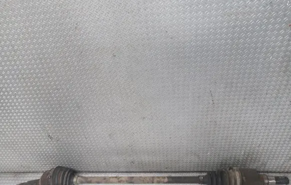 Chrysler Pacifica Rear driveshaft