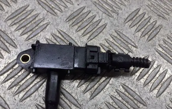 Opel Astra J Exhaust pressure sensor 55566186