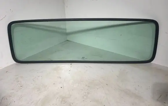 Iveco Daily 6th gen Rear windscreen/windshield window 
