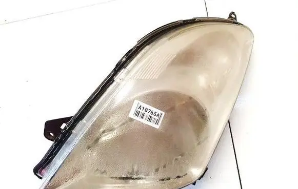 Suzuki Swift I Headlight/headlamp 90736300 907-36300