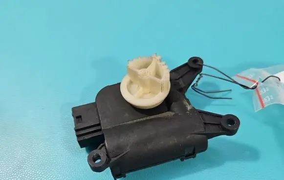 Mercedes-Benz Sprinter W906 A/C air flow flap actuator/motor 0132801374 IMPRK1571951