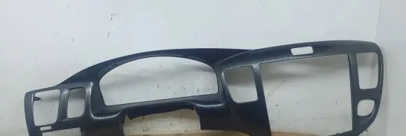 Mazda MPV Dashboard trim LC62G0421