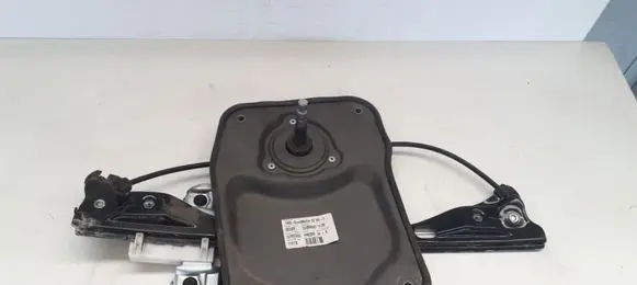 Skoda Praktik (5J8) Front door manual window regulator 5J7837402