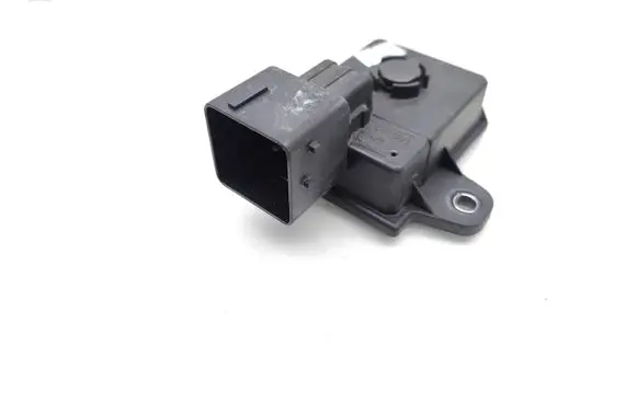 Peugeot 5008 II Start/Stop control module 9828207680